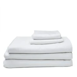 Westpoint Home T300 Avendra Full Fitted Sheet White, Case Of 24