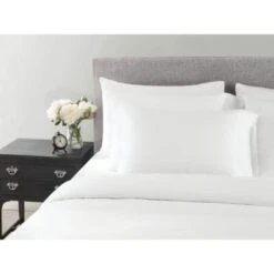 1888 Mills® Wynrest T300pillowcase, Standard 20x30", White, Case Of 72