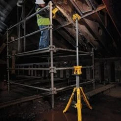 Dewalt Max 20 Volts Cordless Tripod Light Kit -Home Furnishing Store 427761 v DetailedProductView8 Lg